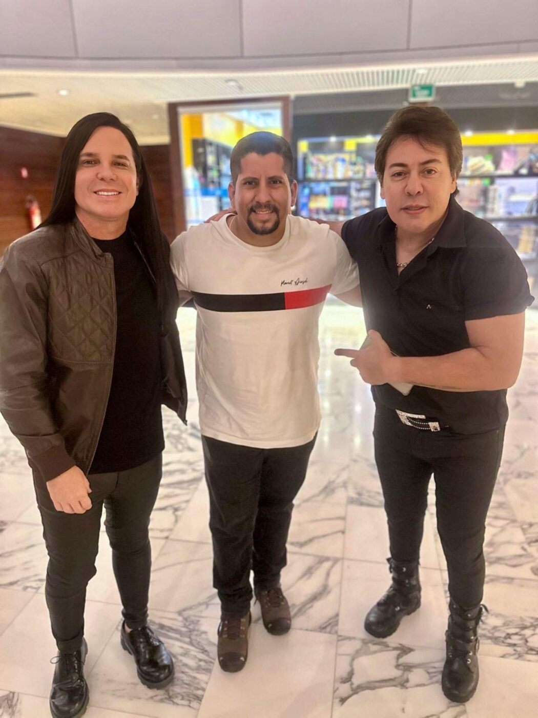 Paulo Lica acompanha Calcinha Preta em Brasília